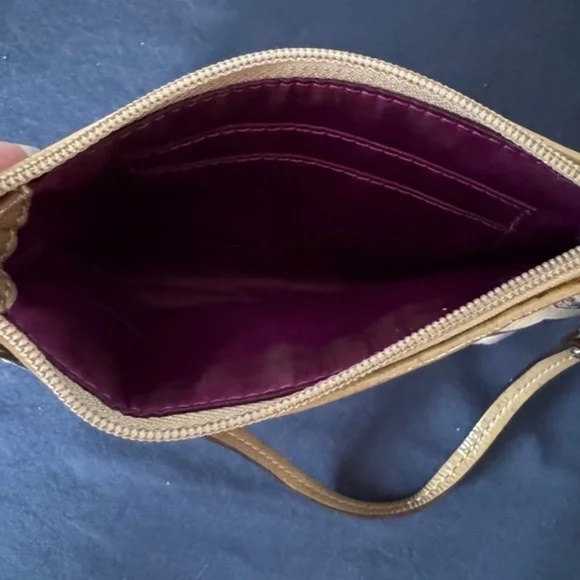 Coach Madison Op Art Sateen Wristlet - Multicolor with Leather Trim EUC - Picture 4 of 4